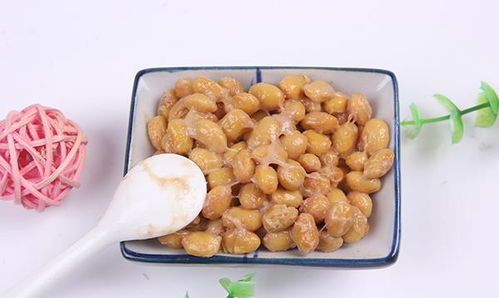 白头发突然增多,是因为缺少了营养素 及时补足,还能黑回来吗